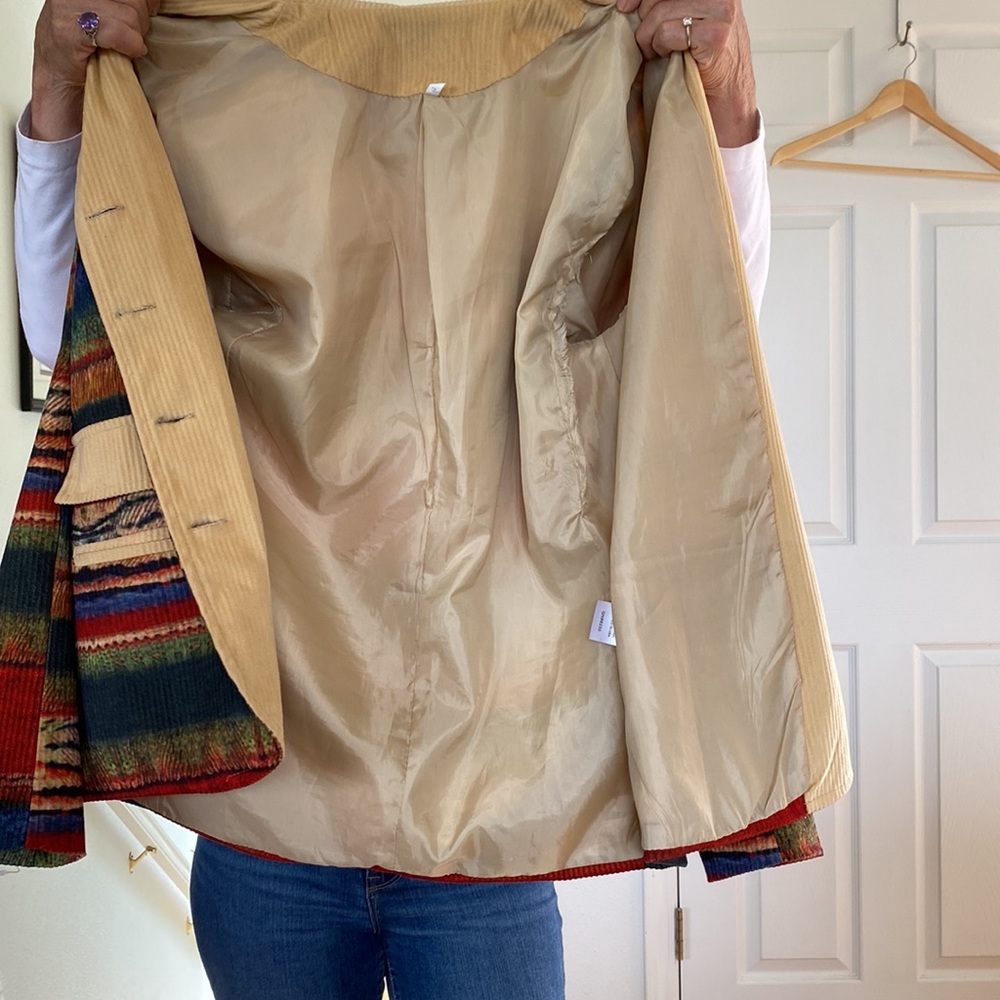 Multi colored, fun jacket - Picture 6 of 6